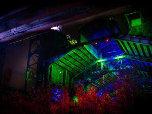 LAPADU Lichtspiele bei Nacht Foto ICUart Frank Latz