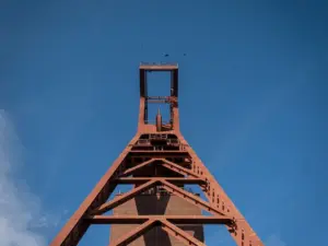 Zeche Zollverein Foerdertunrm