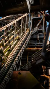 Für Fotografinnen: Tagesworkshop im Landschaftspark Duisburg 7 LaPaDu, der Aufstieg zum Hochofen in Farbe. Erstellt: Frank von I C Uart®