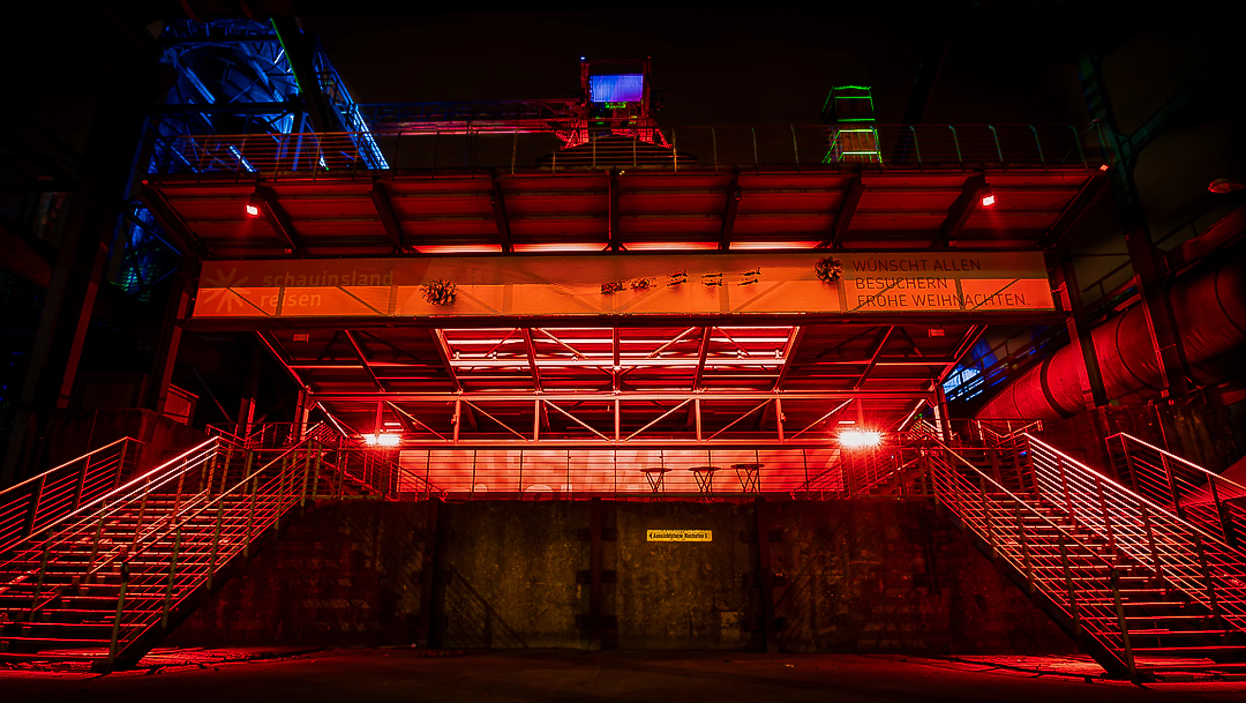 Landschaftspark Duisburg-Nord bei Nacht: Langzeit- & Nachtfotografie 1 Landschaftspark Duisburg Nord, der Maschienenpark bei Nacht beleuchtet.